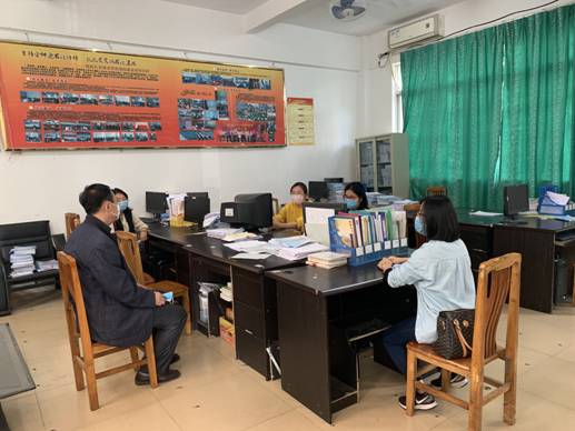 clip_image002.jpg suncitygroup太阳新城经理、副经理及教研室负责人召开紧急会议制定实施方案